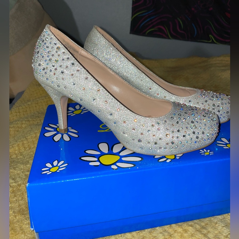Women’s Sliver Rhinestone Heels - Picture 2 of 5
